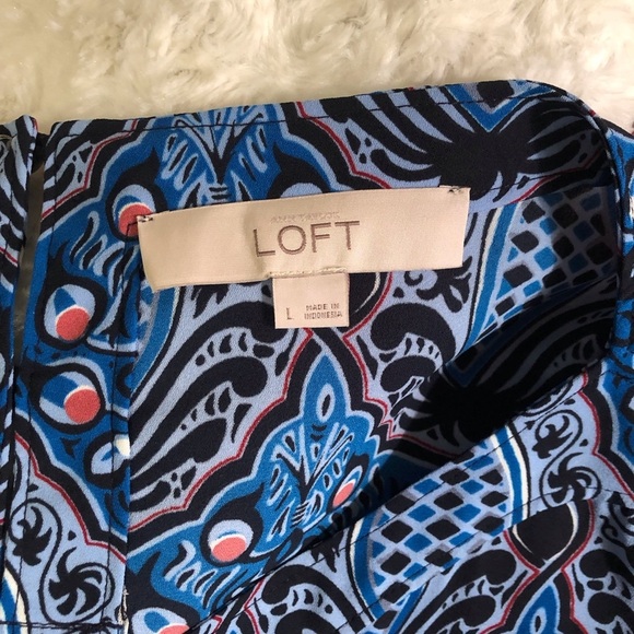 Ann Taylor Loft Large Blue Geometric Patterned Women's Top L/S Silky - Picture 5 of 6